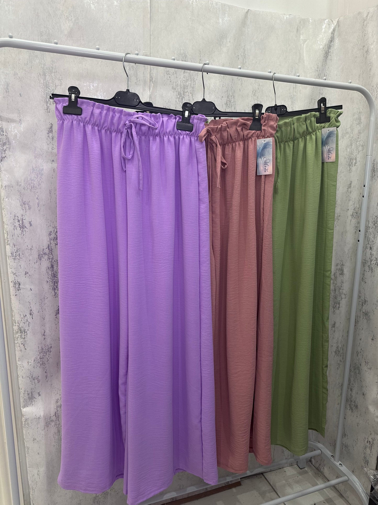 Elastic waist wide leg straight pants ￼