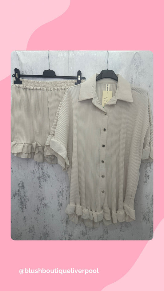 Shirt & short set beige